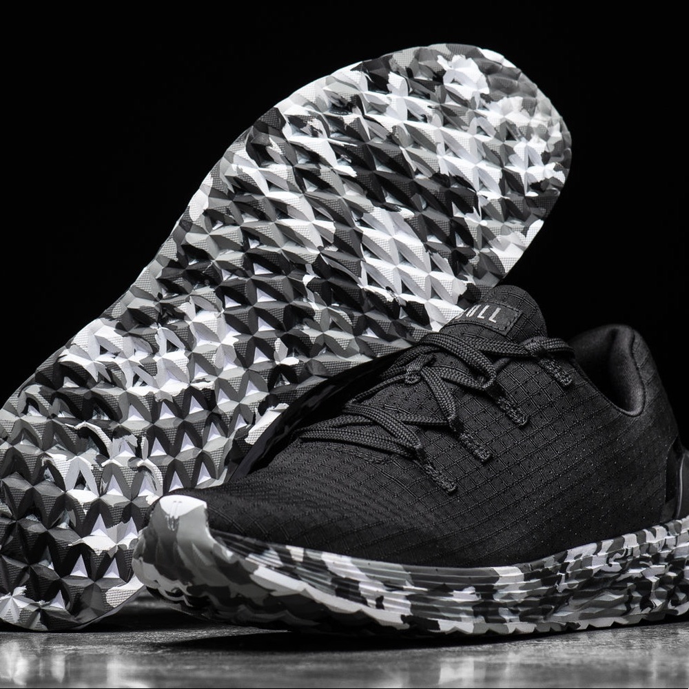 NOBULL BLACK WILD GRANITE RIPSTOP RUNNER